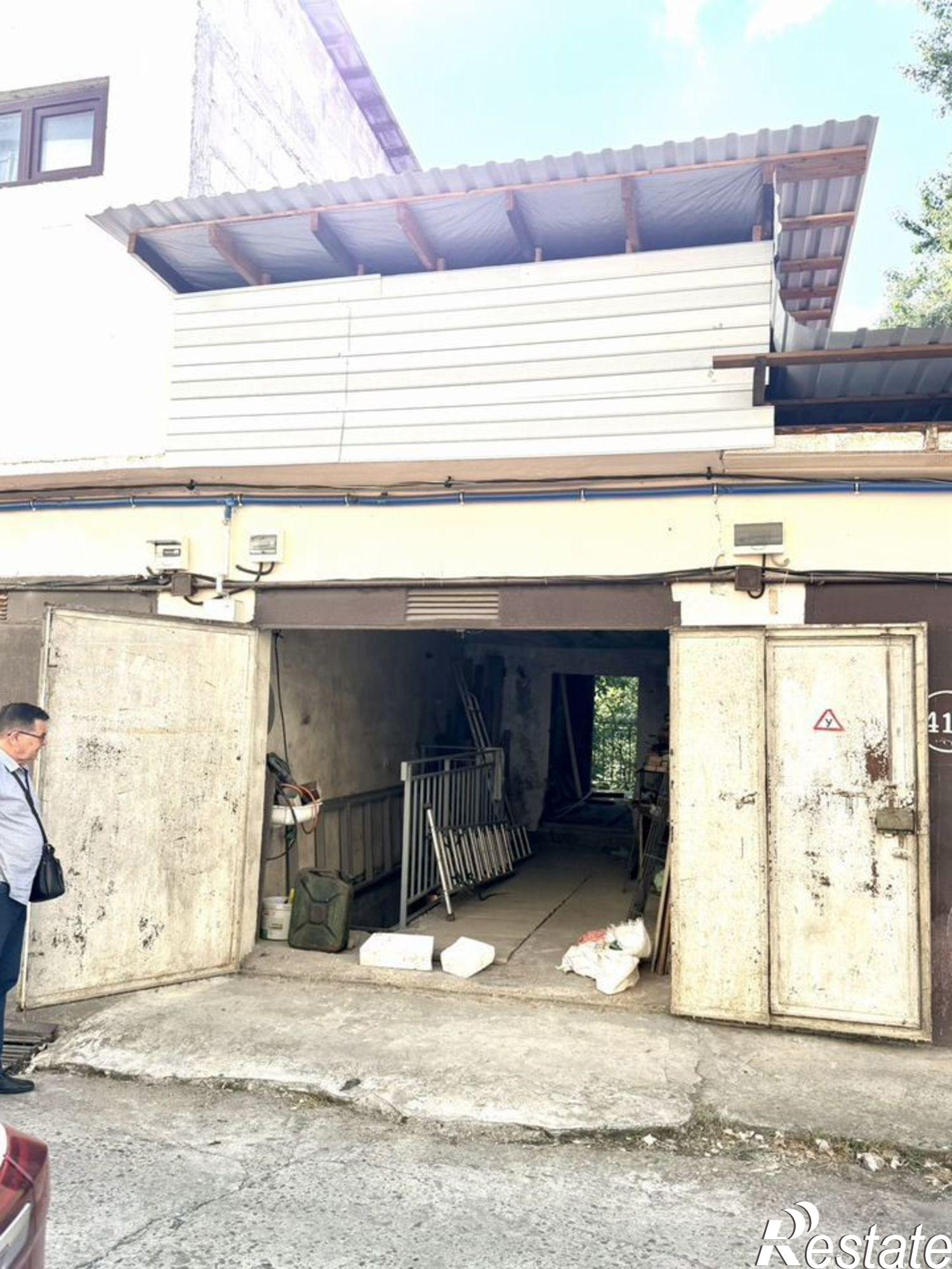 Купить гараж, место в паркинге за 3 250 020 рублей на ул Альпийская, 104А