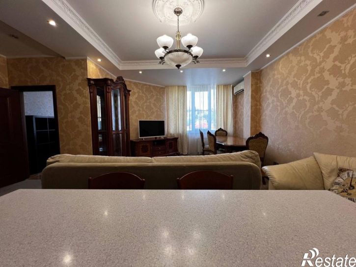 3-комн квартира ул Клубничная, 32А,  д. 32А