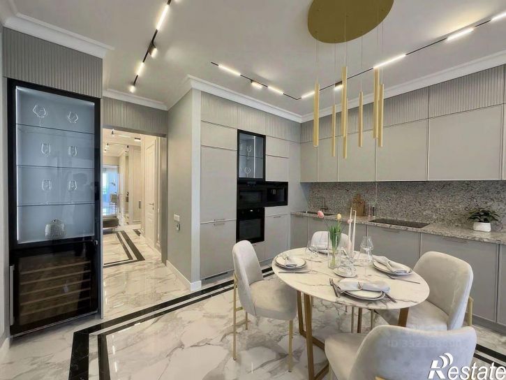 3-комн квартира ул Гагринская, 10,  д. 10