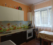 1-комн, 55кв м, этаж 1/7 ул Клубничная, 3