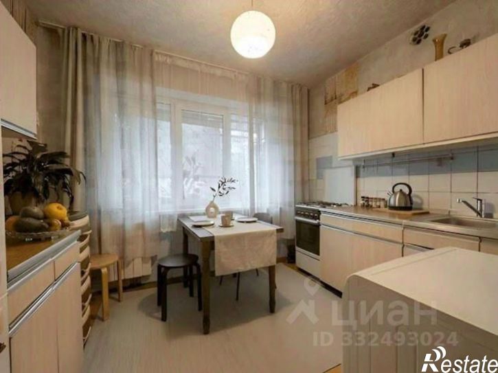 3-комн квартира ул Чехова, 5,  д. 5