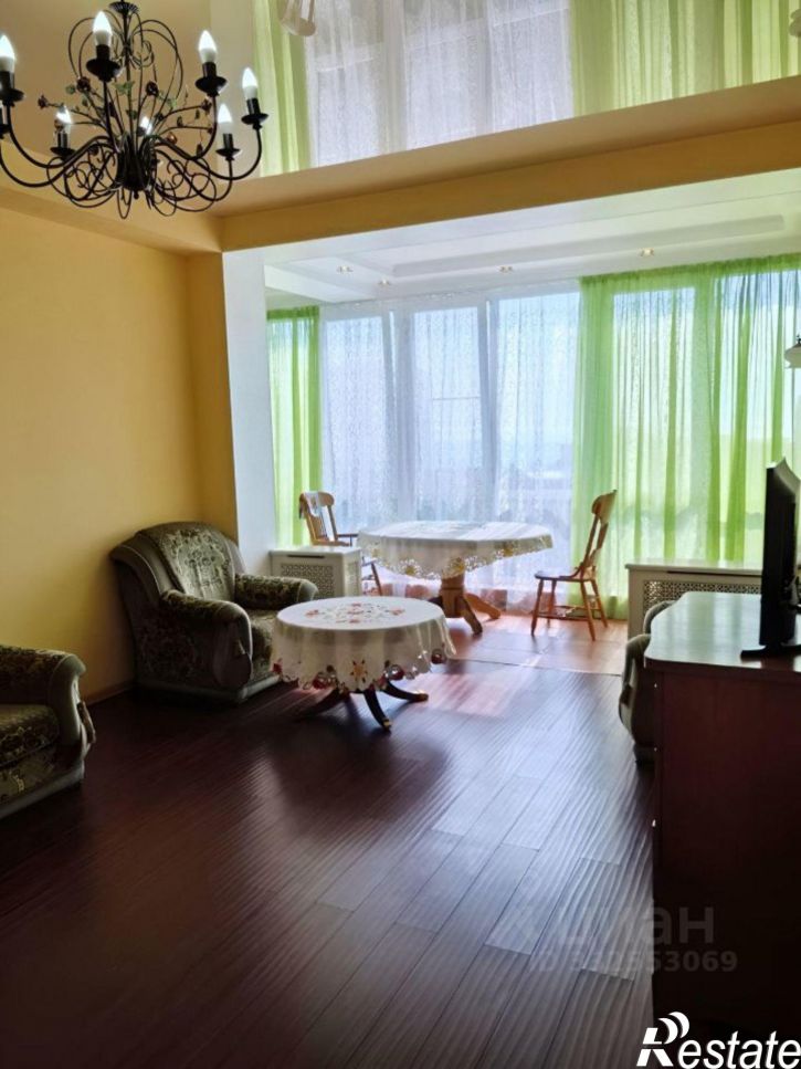 2-комн квартира ул Дмитриевой, 5,  д. 5