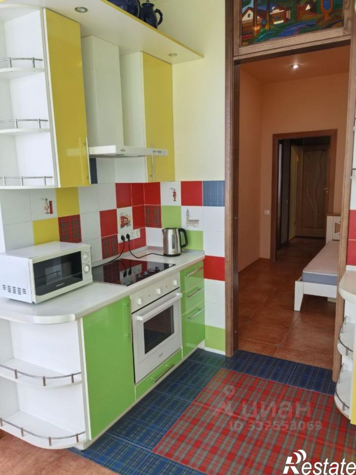 2-комн квартира ул Дмитриевой, 5,  д. 5