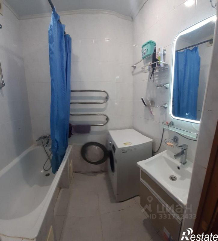 3-комн квартира ул Защитников Кавказа, 126,  д. 126