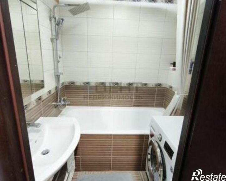 2-комн квартира ул Малышева, 3,  д. 3