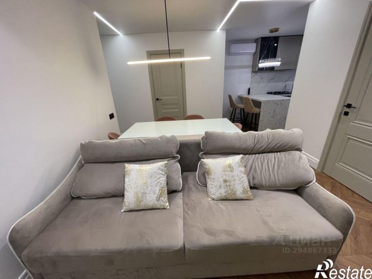 3-комн квартира ул Абрикосовая, 24,  д. 24