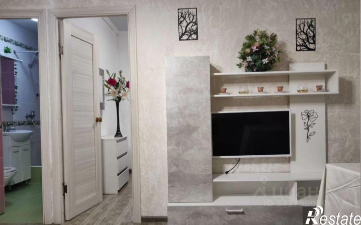 2-комн квартира ул Альпийская, 5Б,  д. 5Б