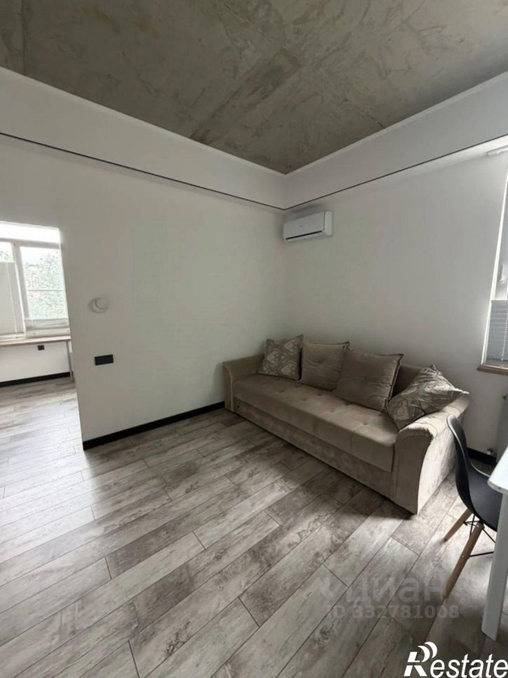 2-комн квартира ул Альпийская, 90/4,  д. 90/4