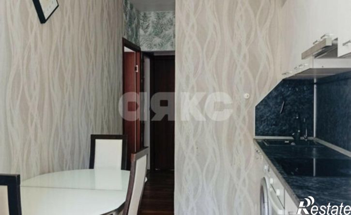 2-комн квартира ул Глазунова, 1,  д. 1