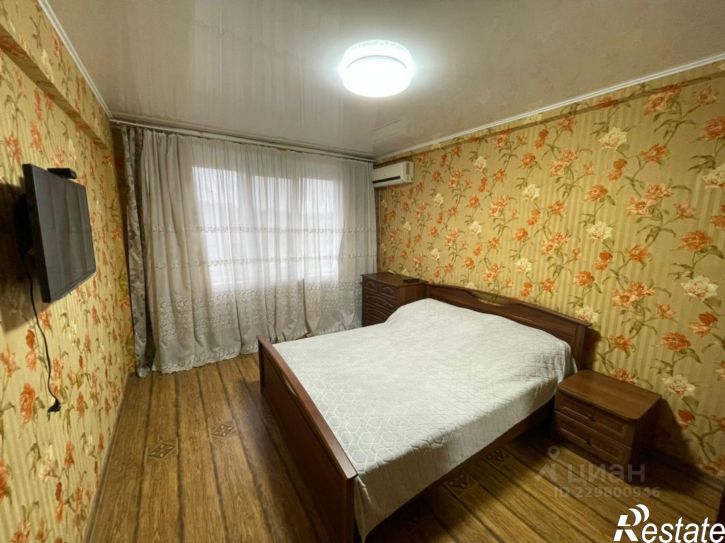 3-комн квартира ул Учительская, 28,  д. 28