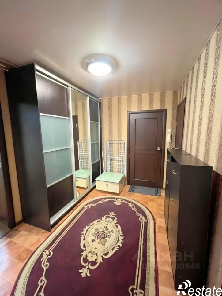 3-комн квартира ул Учительская, 28,  д. 28