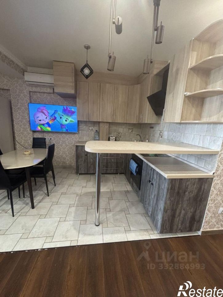 3-комн квартира ул Целинная, 13А,  д. 13А