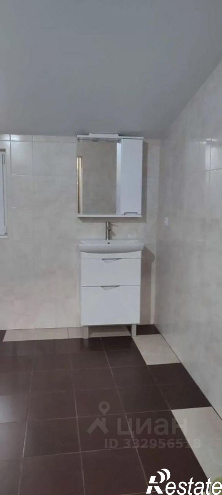 3-комн квартира ул Чекменева, 28/7,  д. 28/7