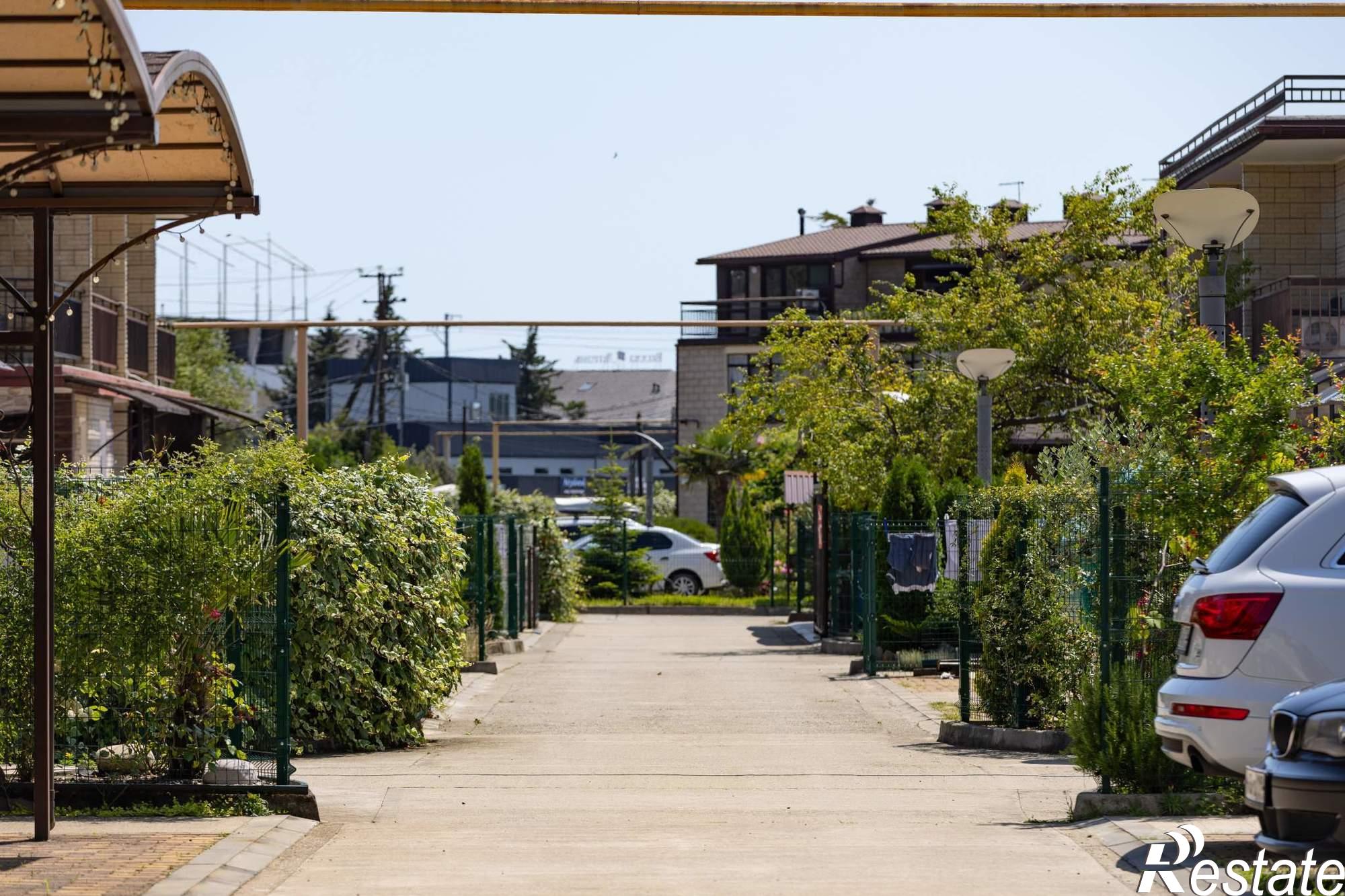 Купить дачу, дом, коттедж за 28 200 000 рублей на Романтиков улица, д.48В8