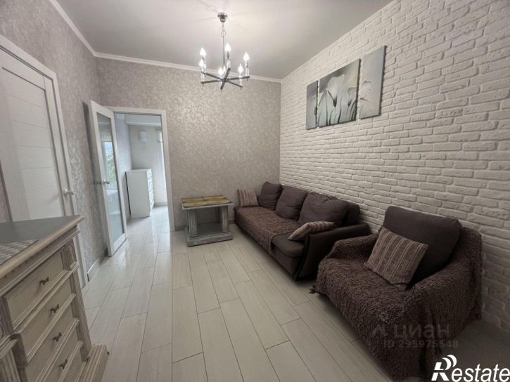 2-комн квартира ул Дмитриевой, 5,  д. 5