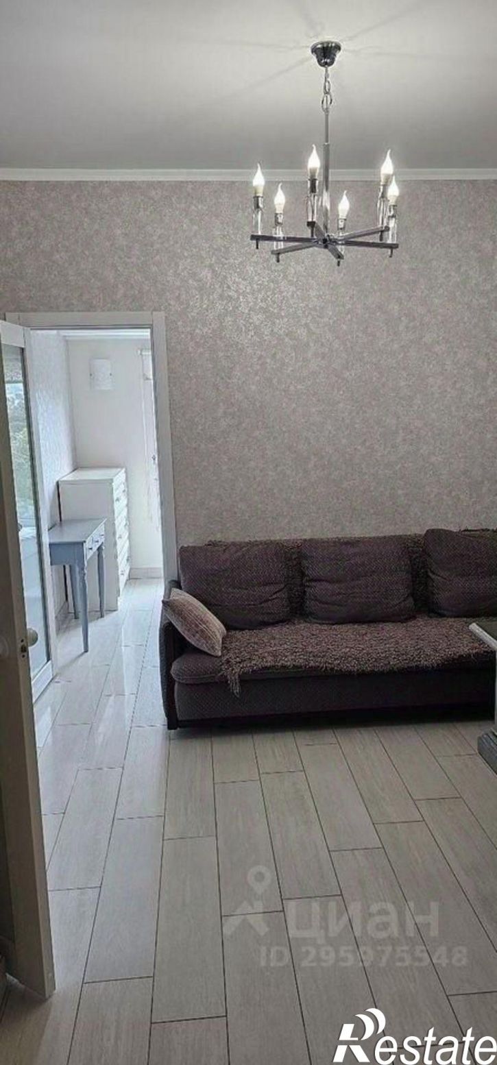 2-комн квартира ул Дмитриевой, 5,  д. 5