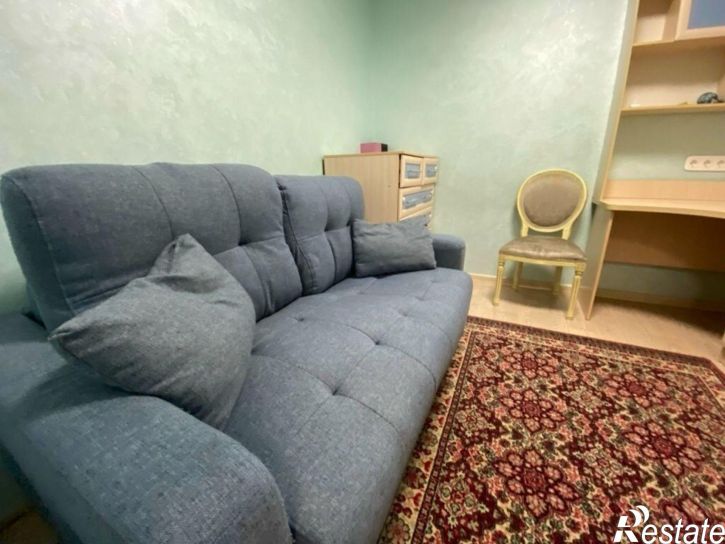 4-комн квартира ул Благодатная, 57,  д. 57