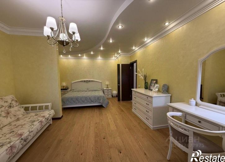 3-комн квартира ул Клубничная, 32,  д. 32