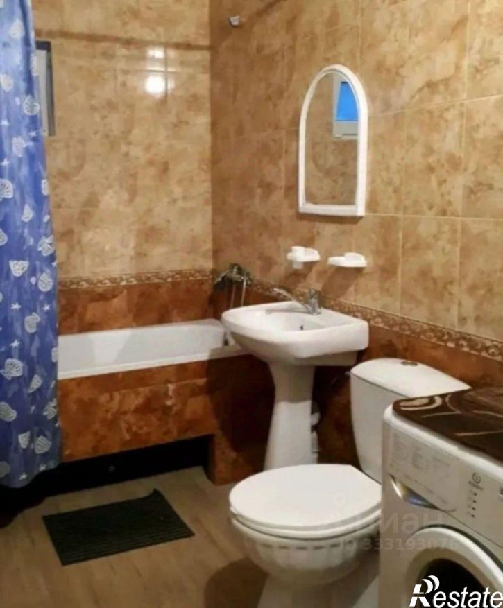 2-комн квартира ул Глазунова, 9,  д. 9