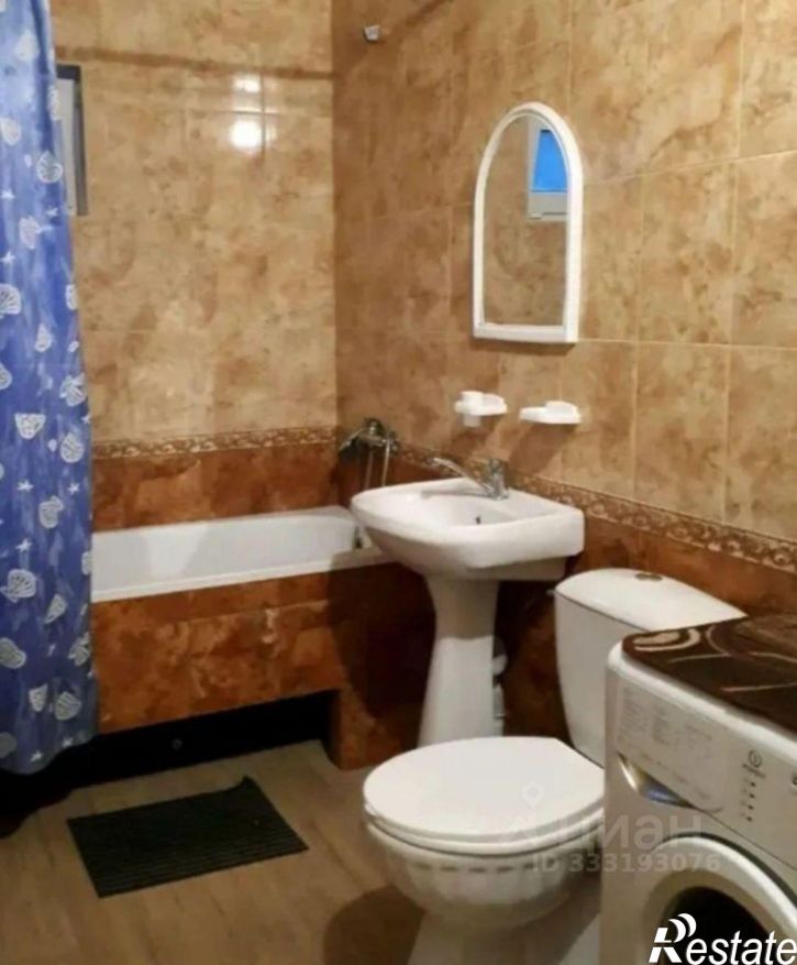 2-комн квартира ул Глазунова, 9,  д. 9