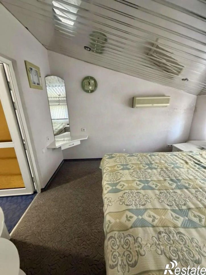 3-комн квартира ул Декабристов, 6 7,  д. 6 7,  к. 7