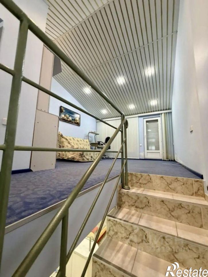 3-комн квартира ул Декабристов, 6 7,  д. 6 7,  к. 7