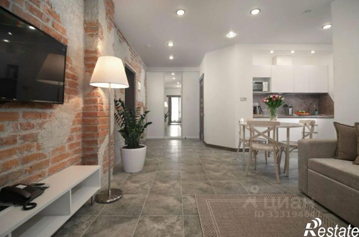 5-комн квартира ул Защитников Кавказа, 29,  д. 29