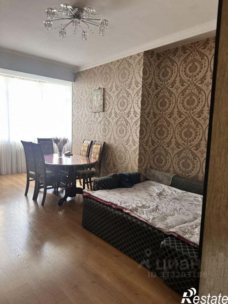 4-комн квартира ул Бытха, 8/10,  д. 8/10
