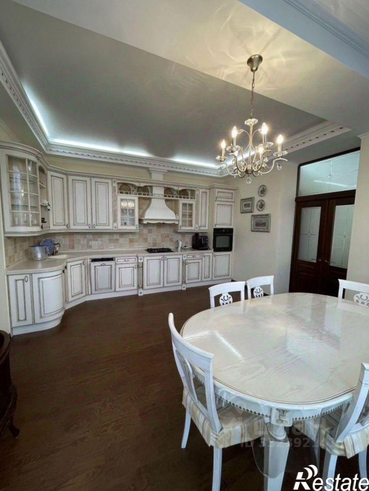 4-комн квартира ул Учительская, 18/7,  д. 18/7