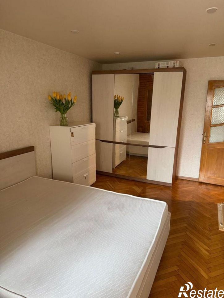 2-комн квартира ул Роз, 61,  д. 61