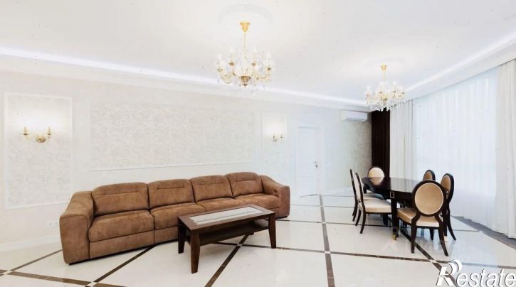 3-комн квартира ул Гагринская, 10,  д. 10