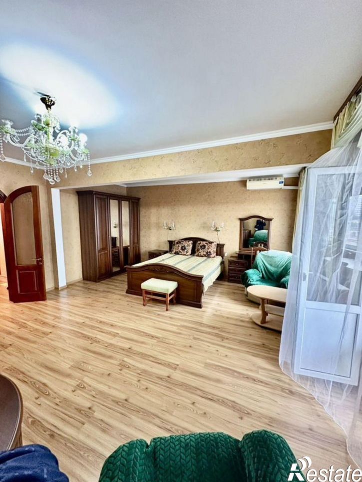 3-комн квартира ул Санаторная, 23,  д. 23