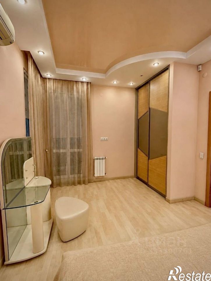 3-комн квартира ул Войкова, 35,  д. 35