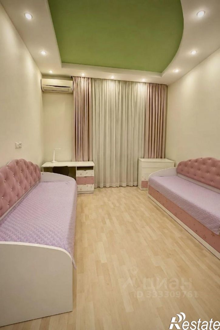 3-комн квартира ул Войкова, 35,  д. 35