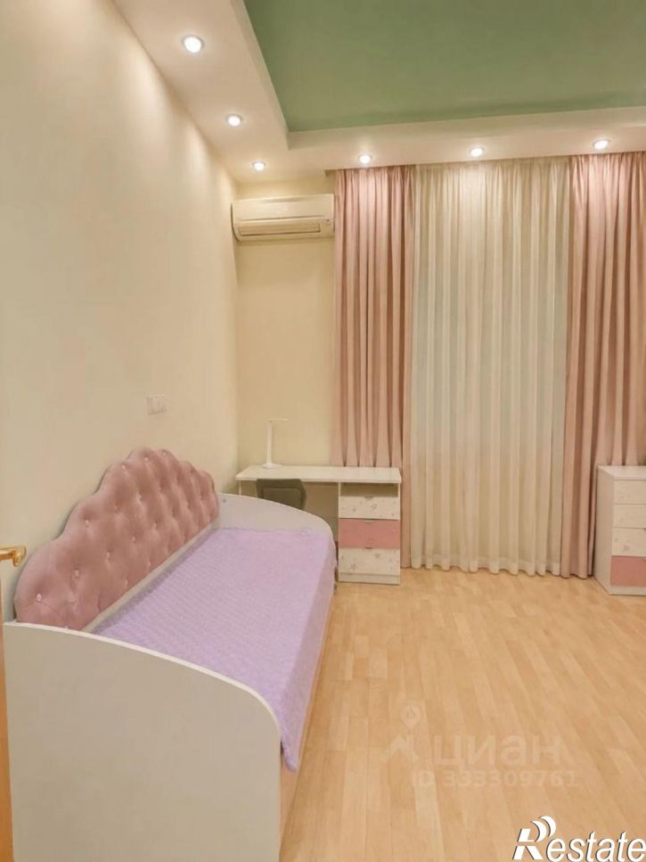 3-комн квартира ул Войкова, 35,  д. 35