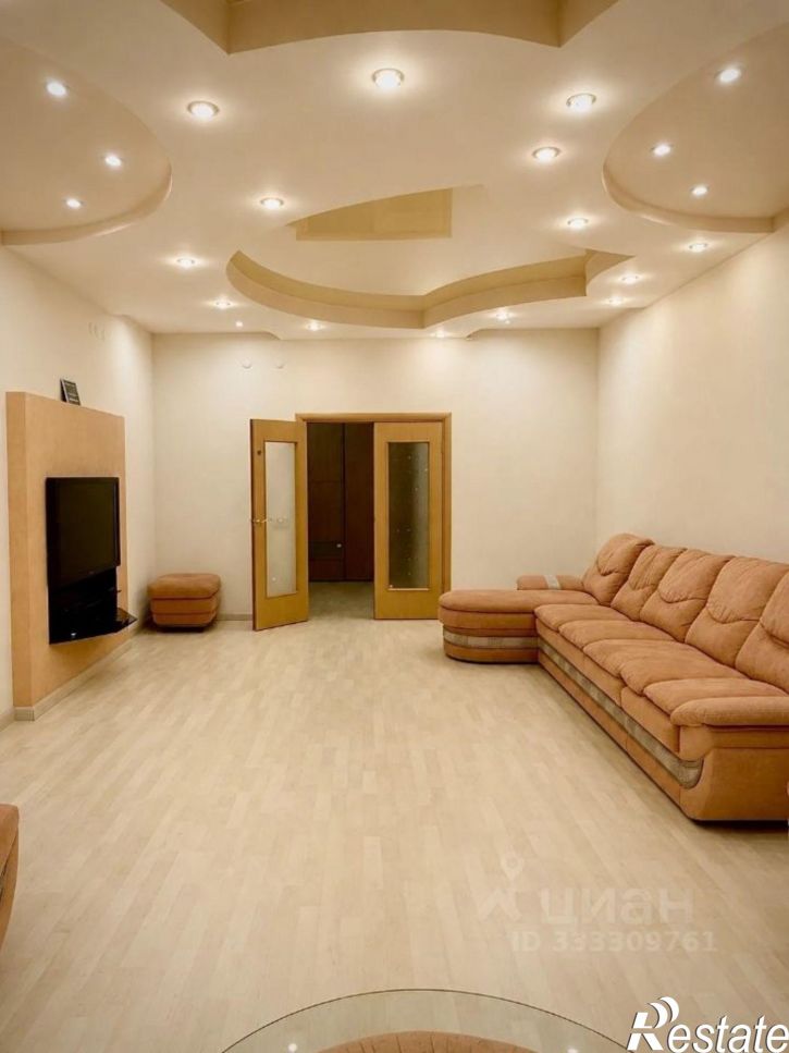 3-комн квартира ул Войкова, 35,  д. 35