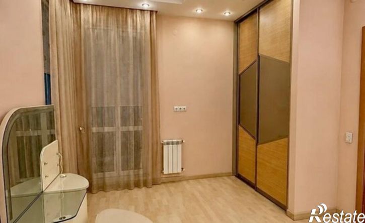 3-комн квартира ул Войкова, 35,  д. 35