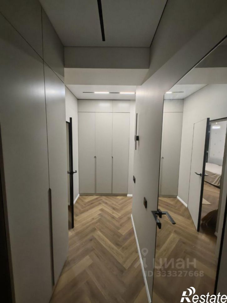 3-комн квартира ул Лавровая, 1Б,  д. 1Б
