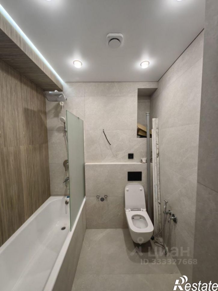 3-комн квартира ул Лавровая, 1Б,  д. 1Б