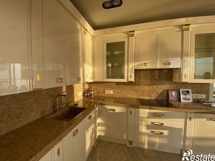 3-комн квартира Курортный пр-кт, 105,  д. 105