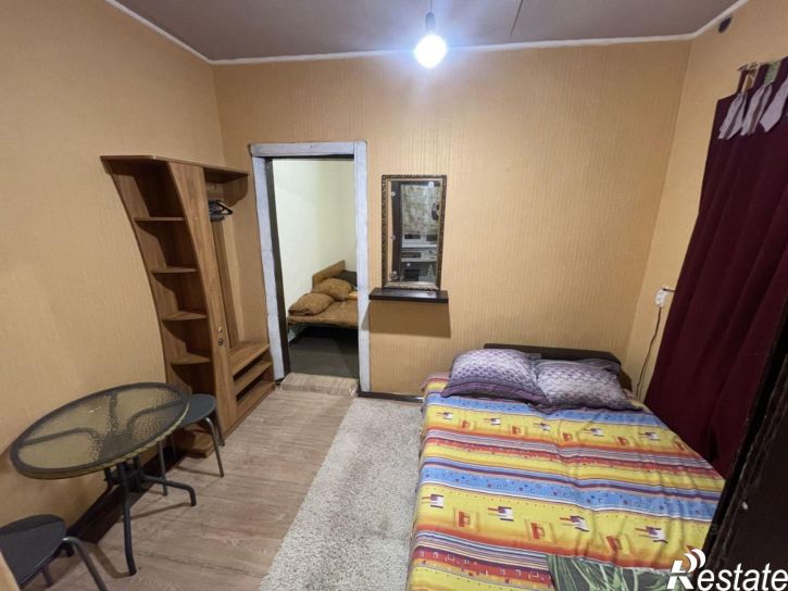 2-комн квартира ул Ялтинская, 28,  д. 28