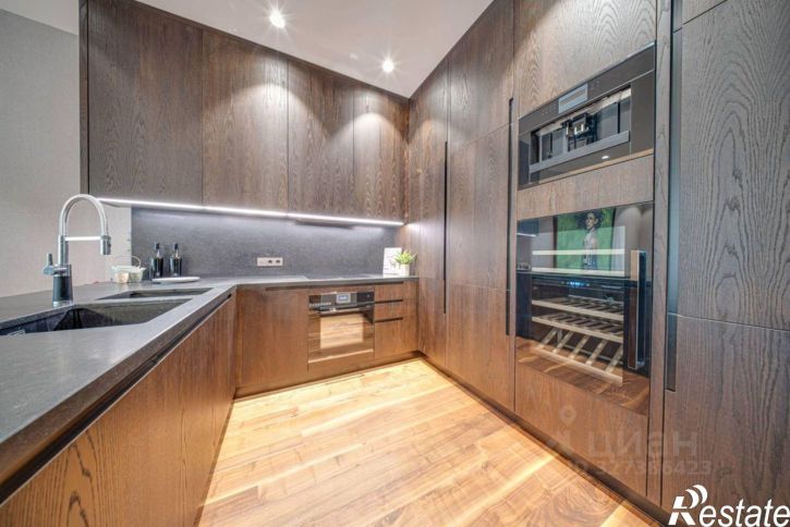 3-комн квартира ул Защитников Кавказа, 29,  д. 29