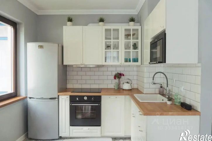 3-комн квартира ул Защитников Кавказа, 77/2 4,  д. 77/2 4,  к. 4
