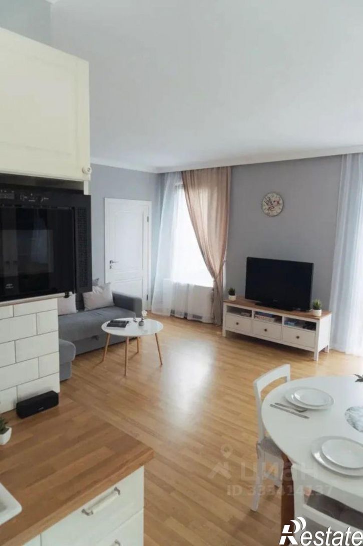 3-комн квартира ул Защитников Кавказа, 77/2 4,  д. 77/2 4,  к. 4