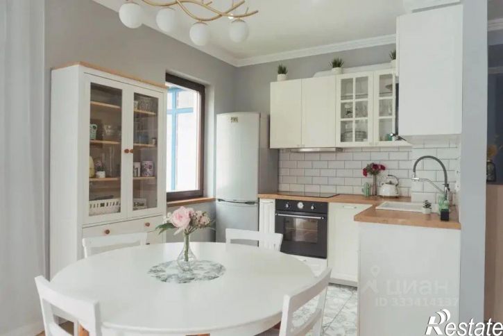 3-комн квартира ул Защитников Кавказа, 77/2 4,  д. 77/2 4,  к. 4