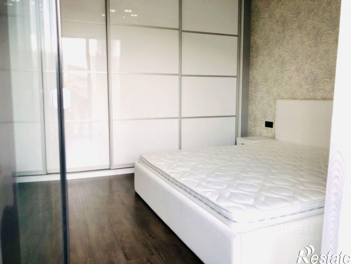 3-комн квартира Курортный пр-кт, 105,  д. 105
