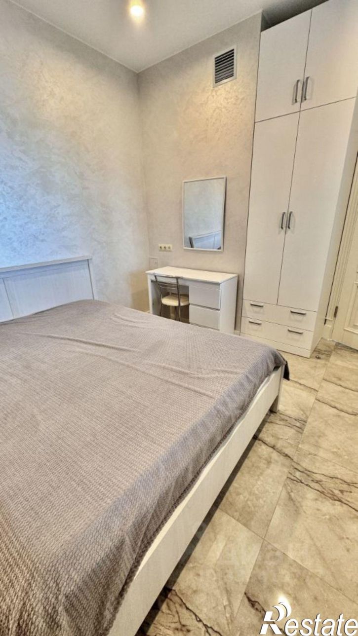 1-комн квартира ул Дмитриевой, 5,  д. 5