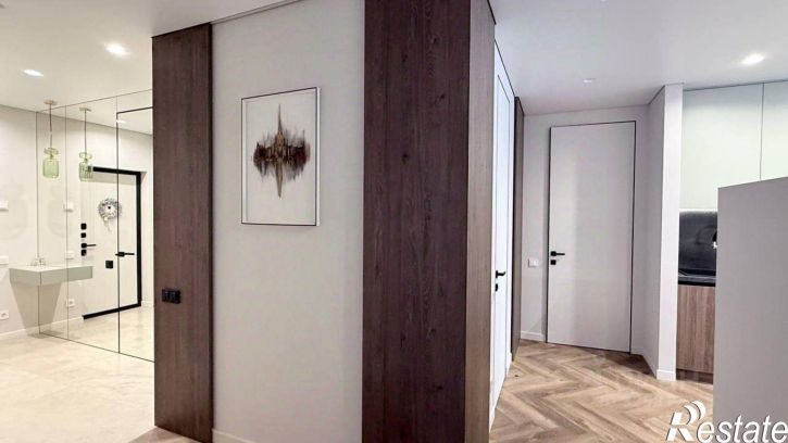 3-комн квартира Теневой переулок, 10А