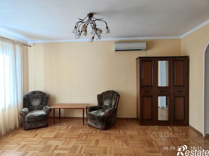 3-комн квартира ул Дагомысская, 42/3,  д. 42/3