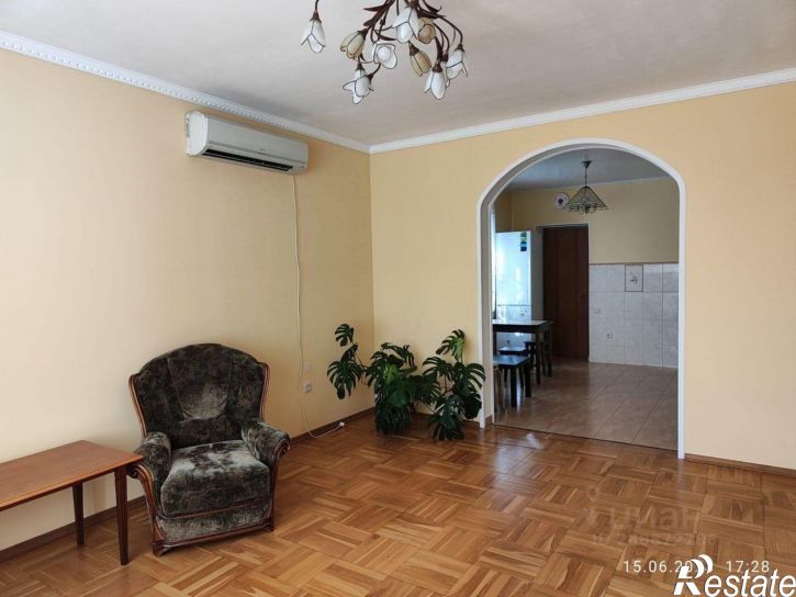 3-комн квартира ул Дагомысская, 42/3,  д. 42/3